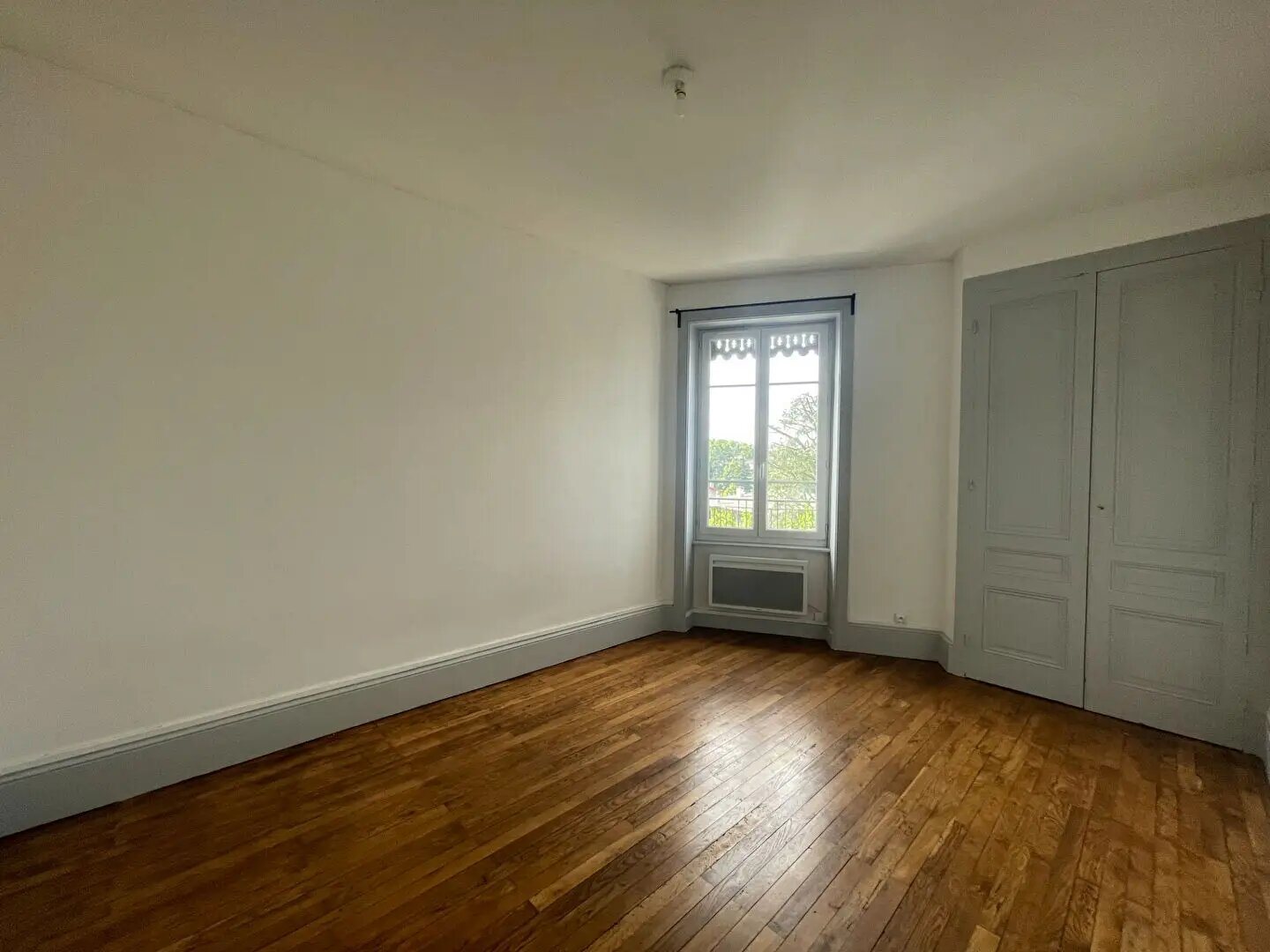 Appartement à louer, 55m², Bron