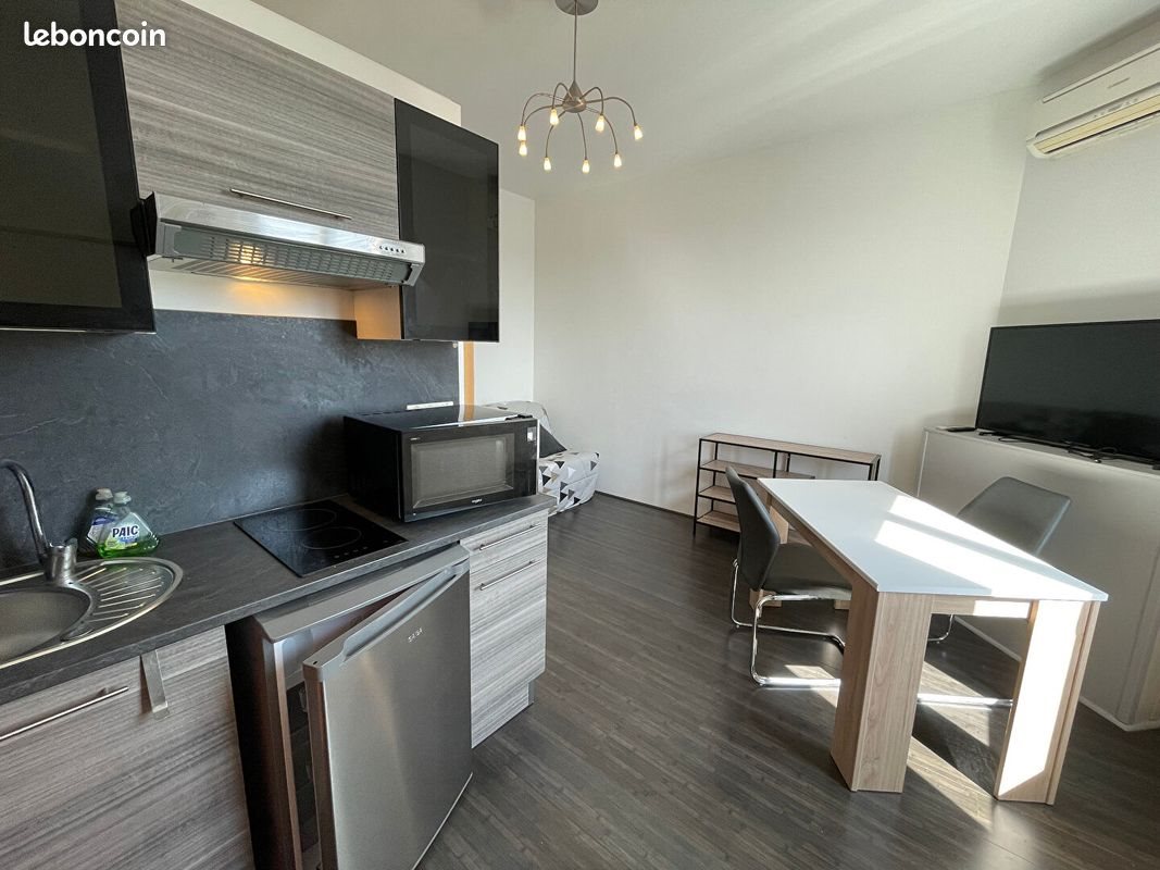 Appartement à louer, 18m², Pau
