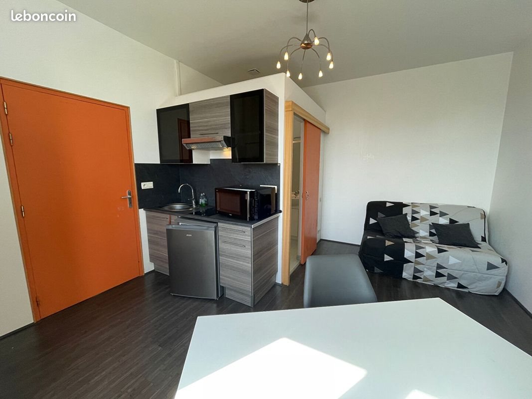Appartement à louer, 18m², Pau