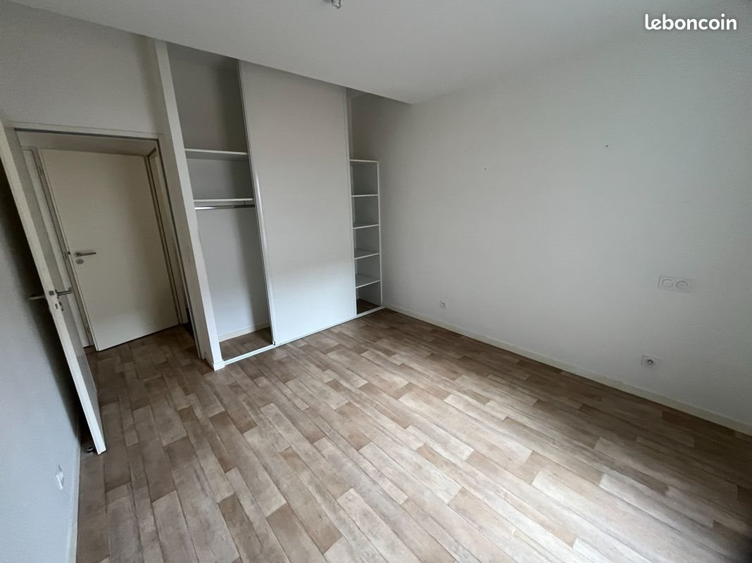 Appartement à louer, 69m², Pau