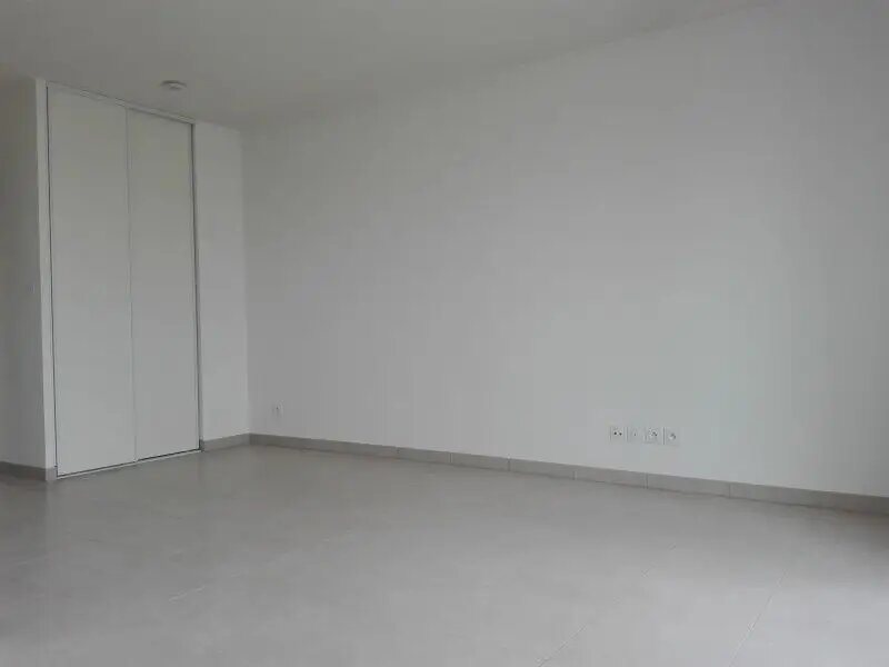 Appartement à louer, 26m², Meyzieu