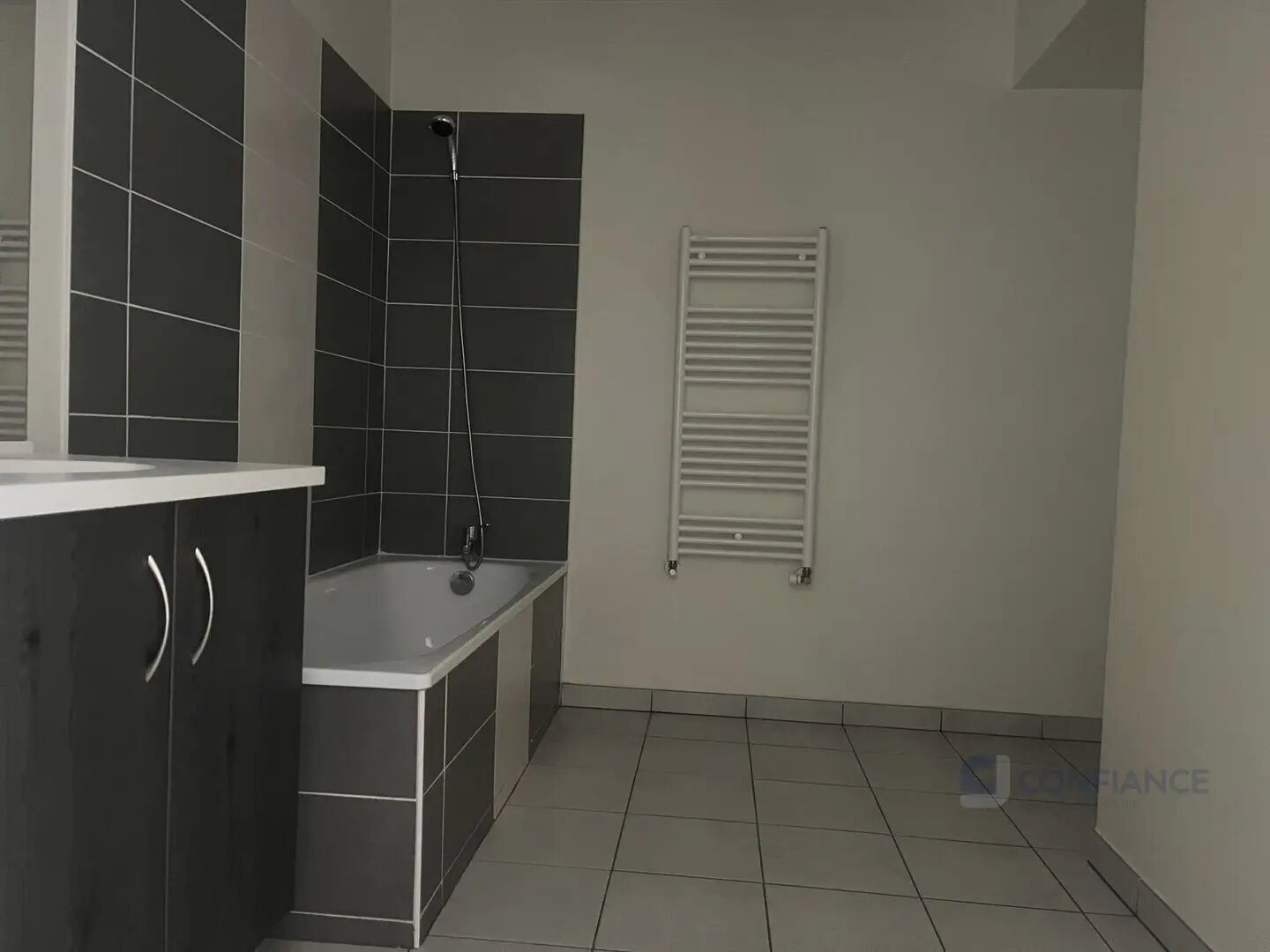 Appartement à vendre, 57m², Décines-Charpieu