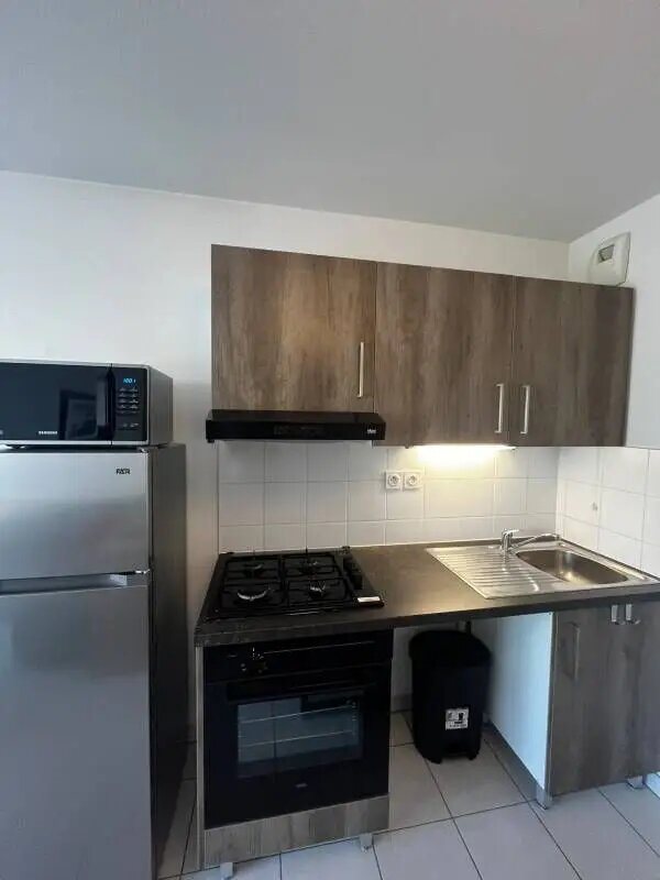 Appartement à louer, 38m², Vénissieux