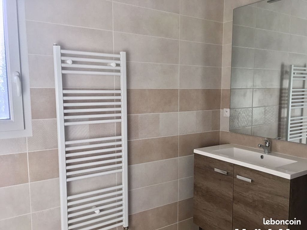 Appartement à louer, 68m², Changé