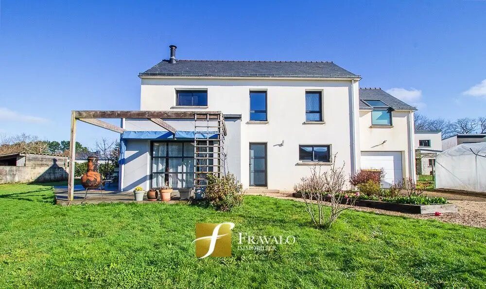 Maison à vendre, 122m², Plougoumelen