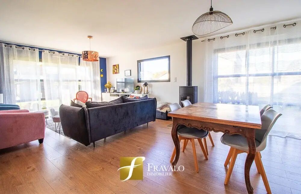 Maison à vendre, 122m², Plougoumelen