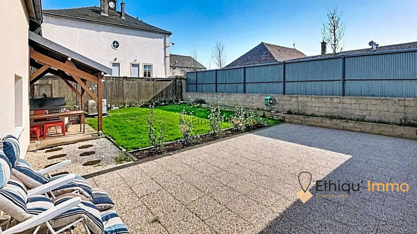 Maison à vendre, 103m², Ville-sous-la-Ferté