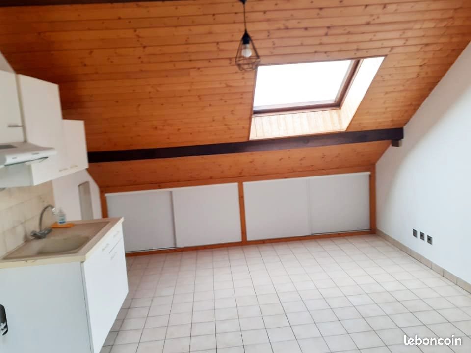 Appartement à louer, 25m², Cluses
