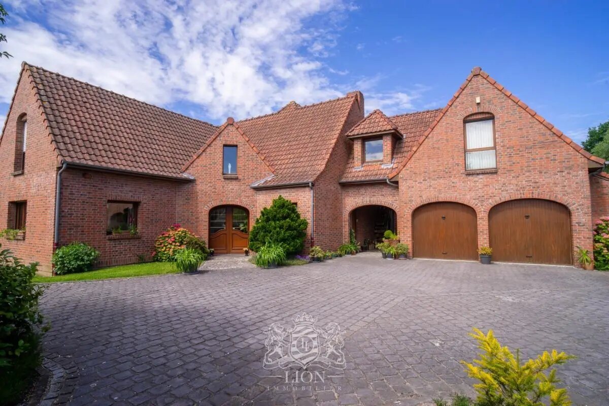 Maison à vendre, 247m², Louvil