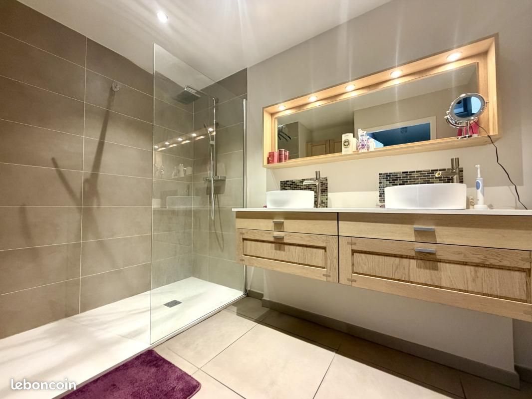 Appartement à vendre, 68m², Annecy
