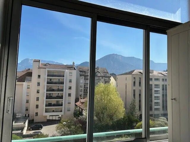 Appartement à louer, 95m², Annecy