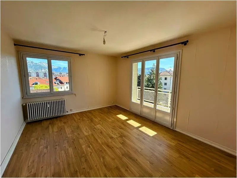 Appartement à louer, 91m², Annecy