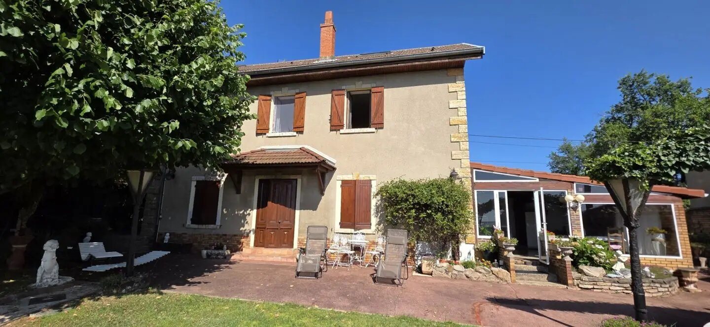 Maison à vendre, 140m², Sainte-Consorce
