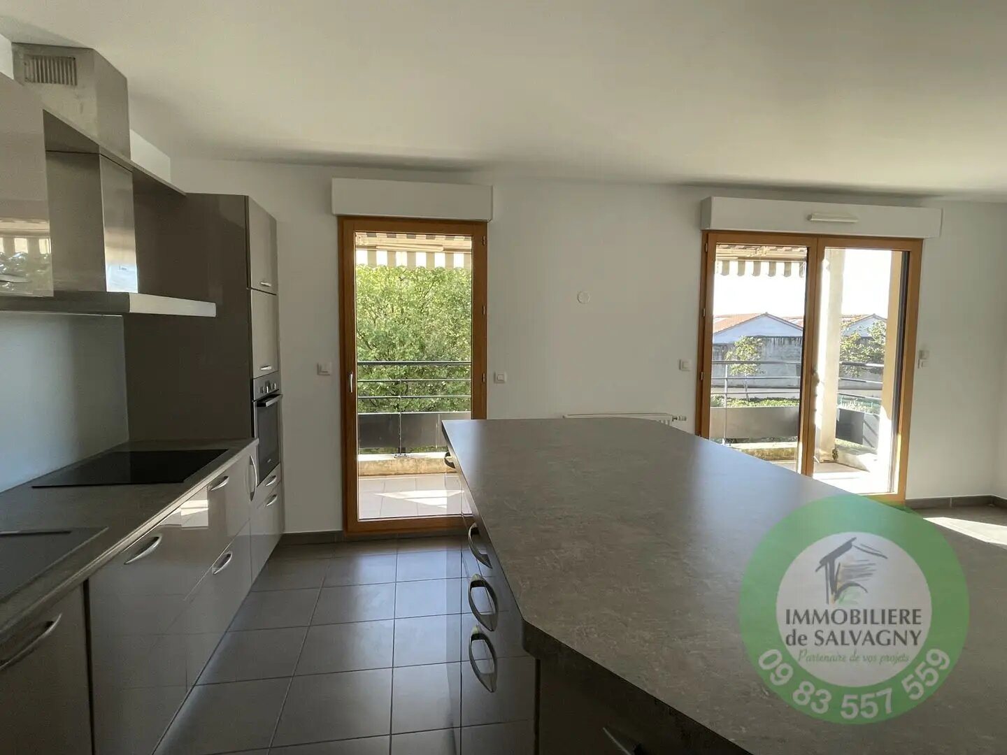 Appartement à louer, 72m², La Tour-de-Salvagny