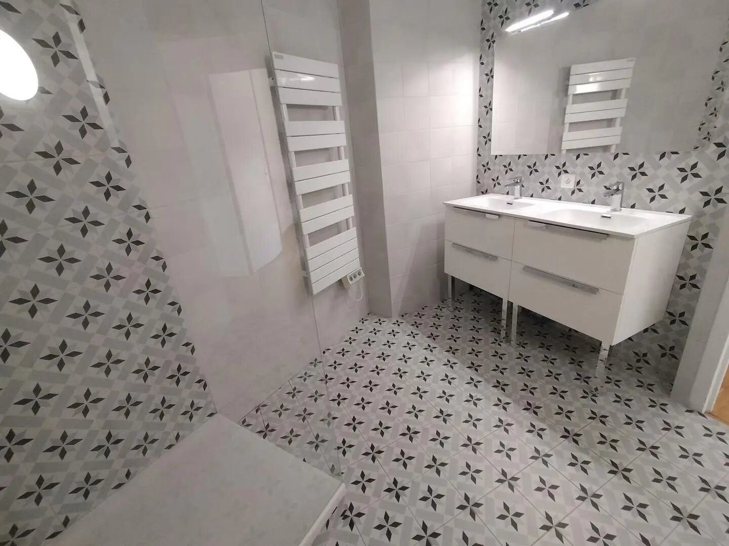 Appartement à louer, 80m², Lissieu