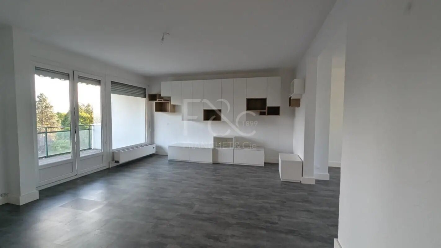 Appartement à louer, 107m², Charbonnières-les-Bains