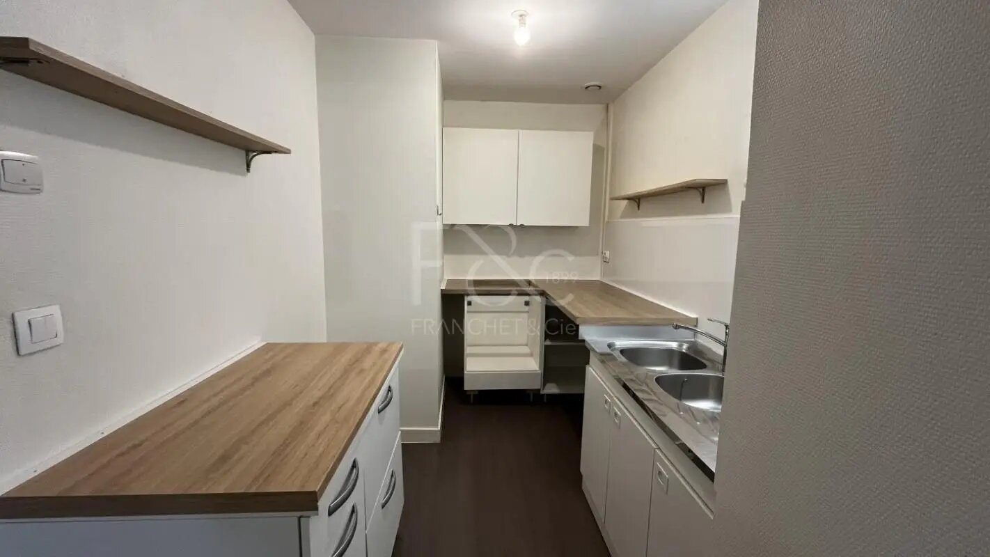 Appartement à louer, 48m², Tassin-la-Demi-Lune