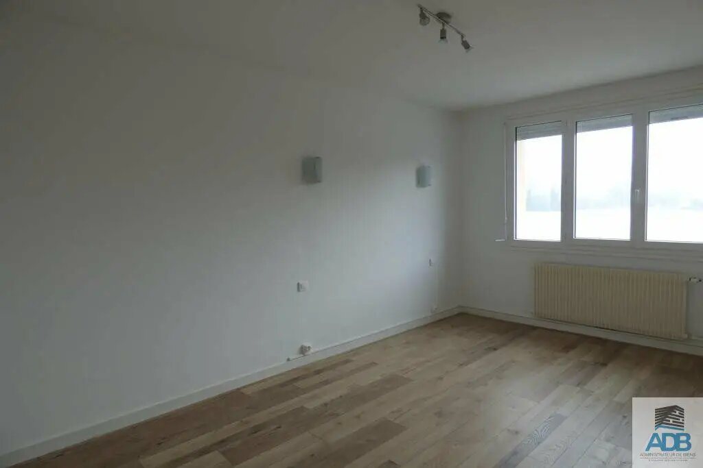 Appartement à louer, 43m², Riorges