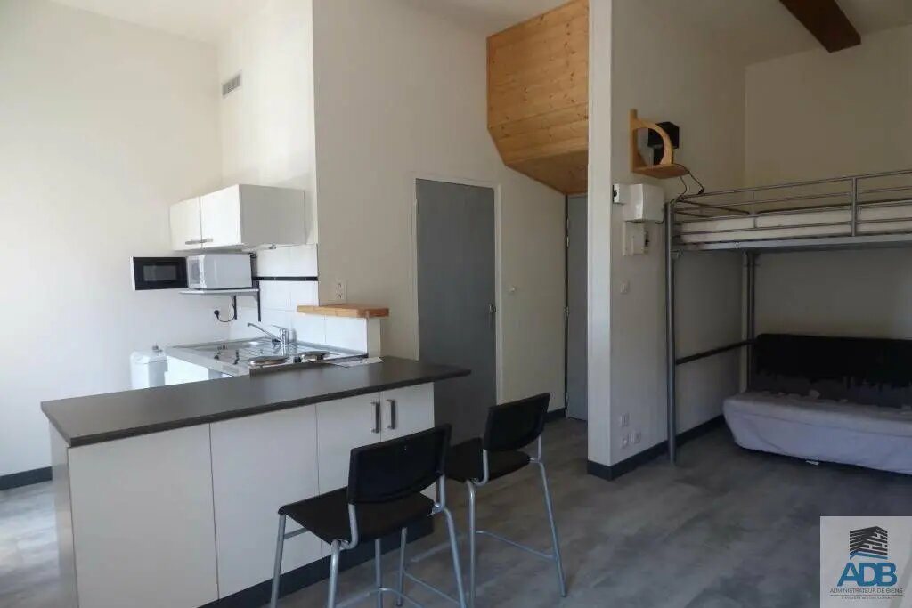 Appartement à louer, 25m², Roanne