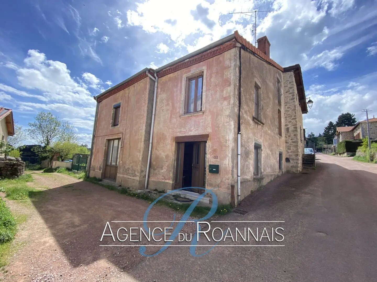 Maison à vendre, 114m², Ambierle