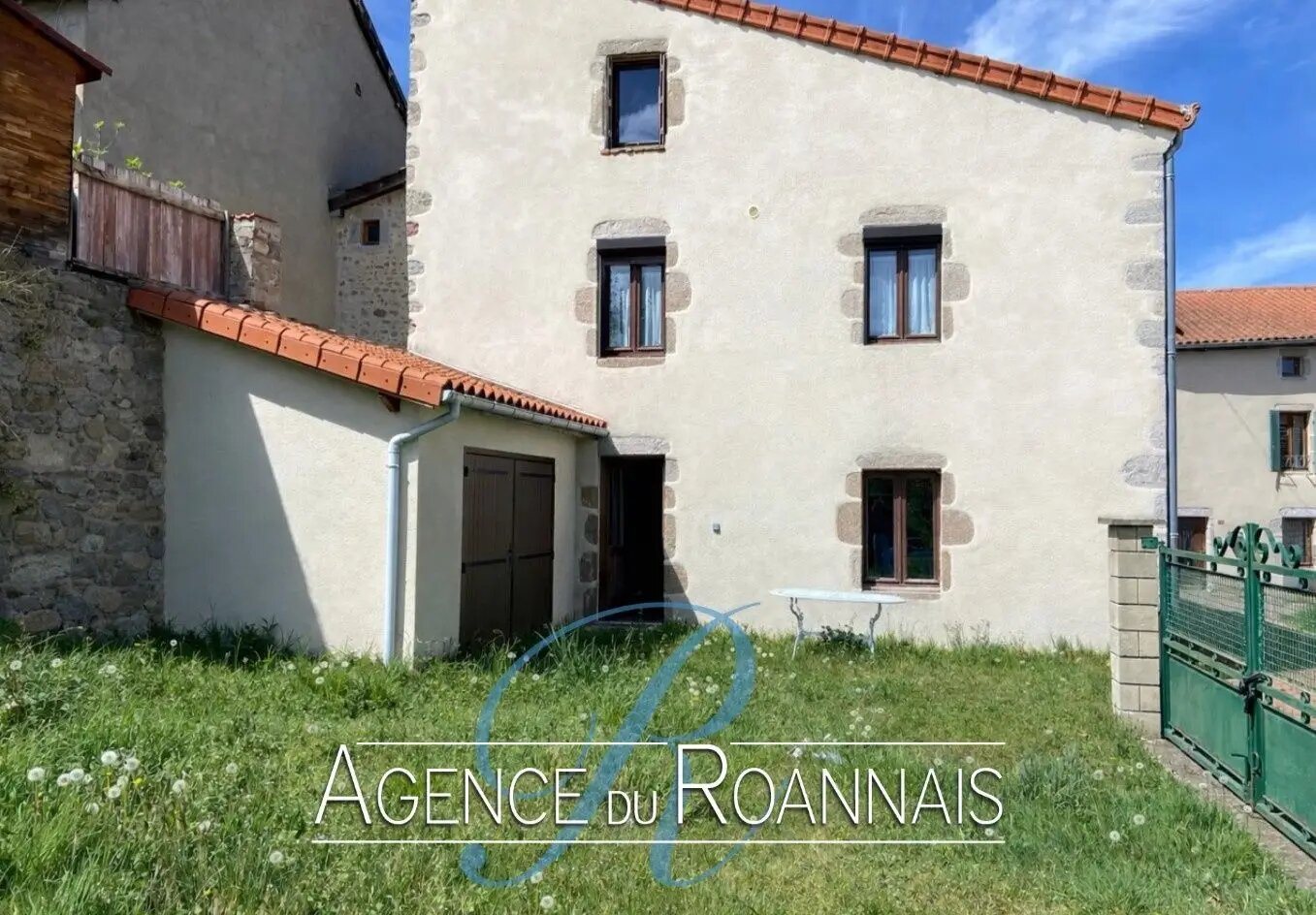 Maison à vendre, 114m², Ambierle