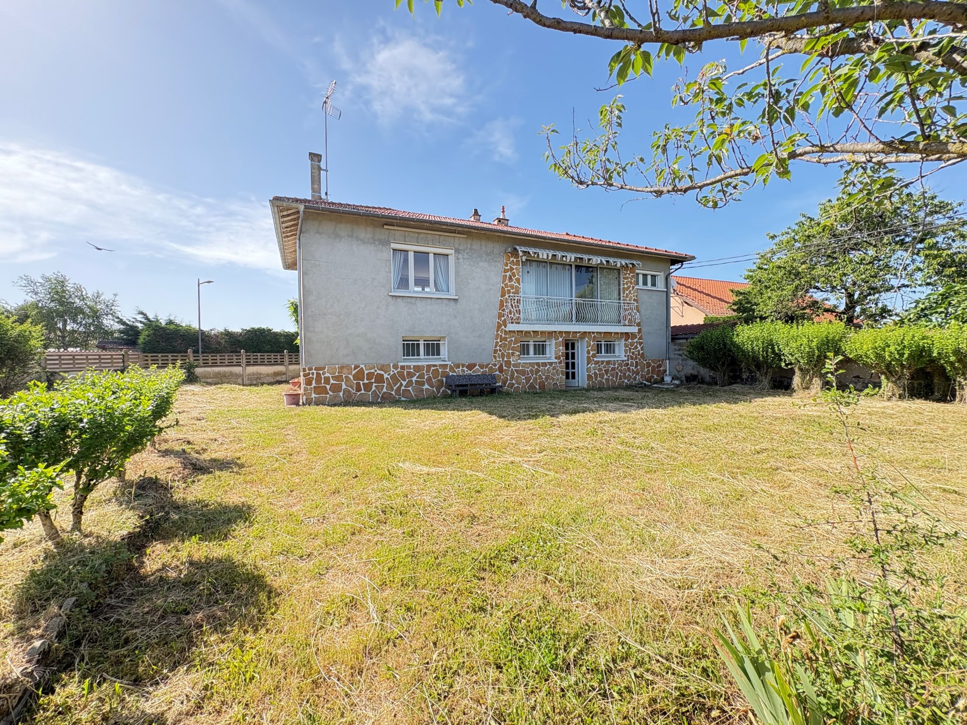 Maison à vendre, 110m², Pouilly-les-Nonains