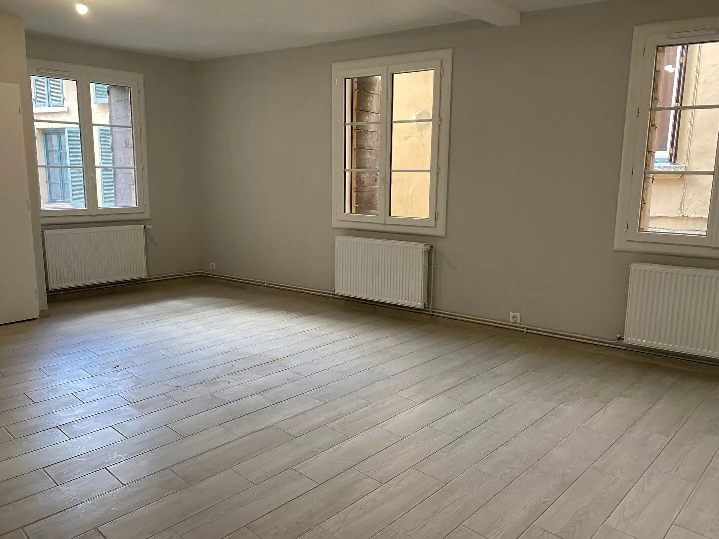 Appartement à louer, 79m², Vienne