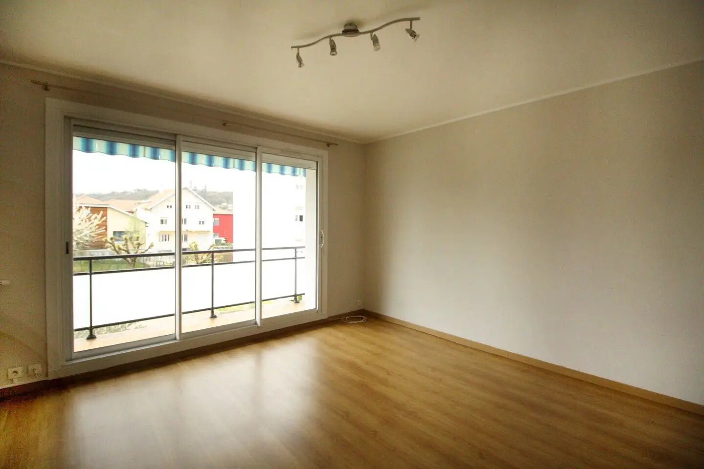 Appartement à louer, 63m², Miribel