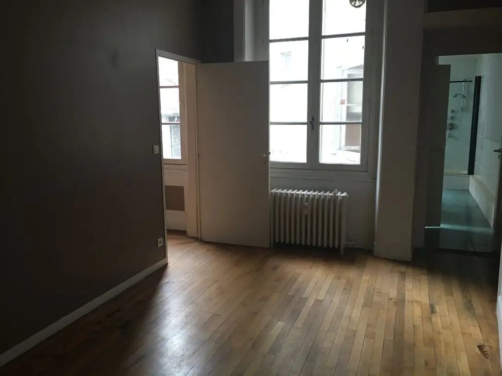 Appartement à louer, 82m², Saint-Étienne