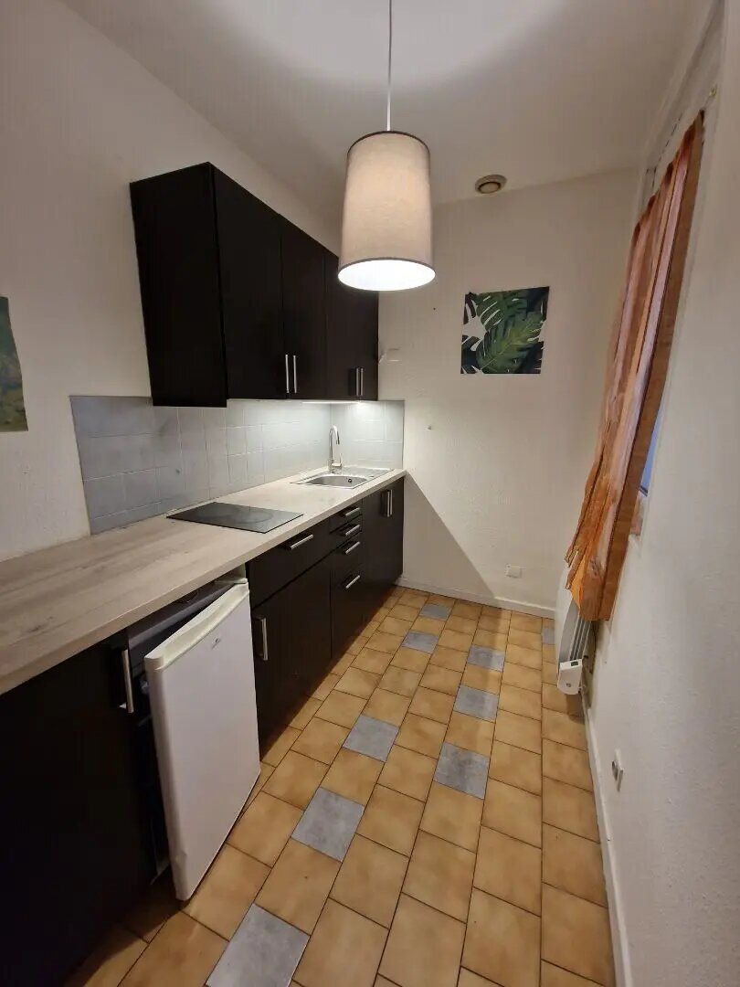 Appartement à louer, 27m², Saint-Étienne