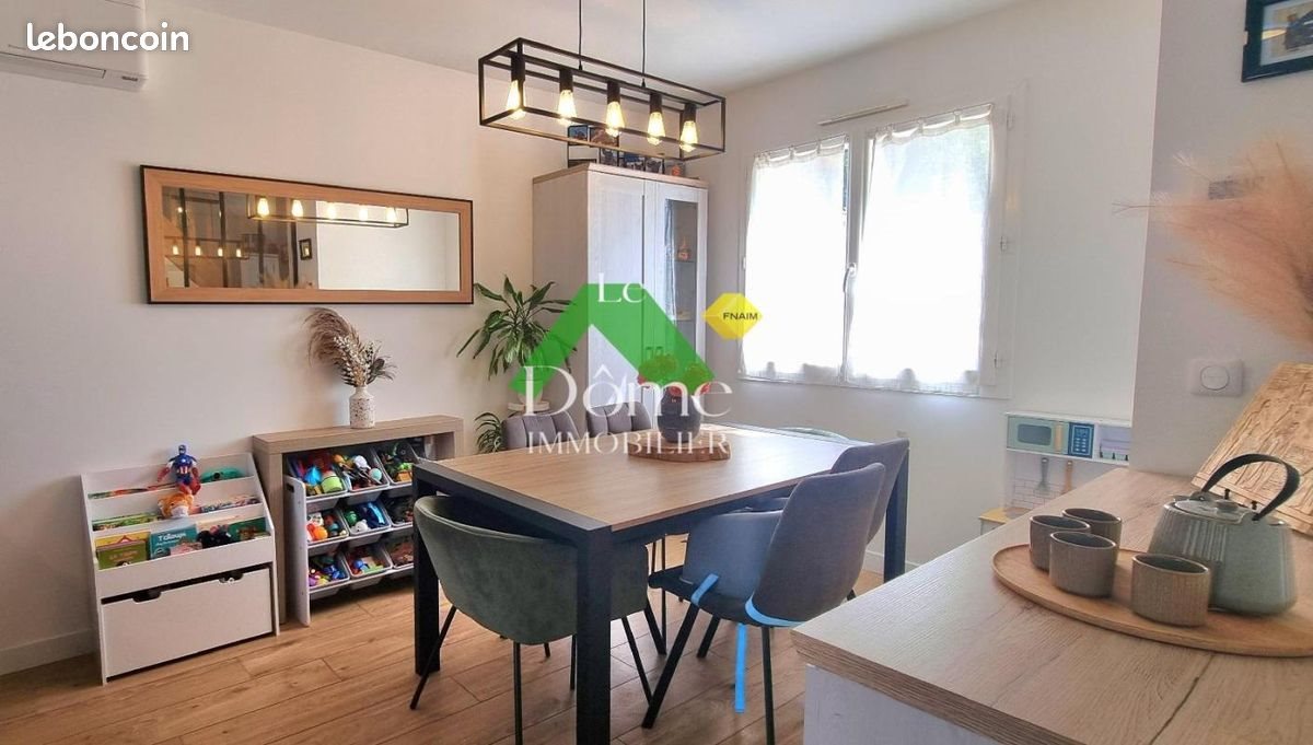 Maison à vendre, 99m², Chambly