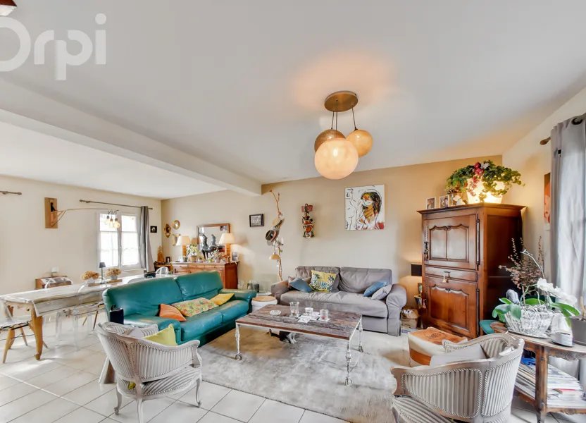 Maison à vendre, 180m², Chamant