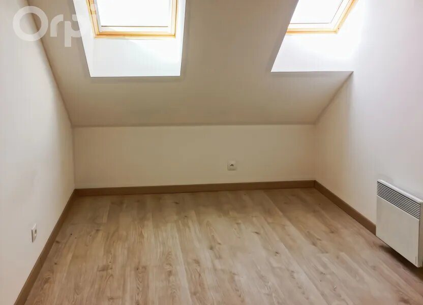 Appartement à louer, 31m², Fleurines