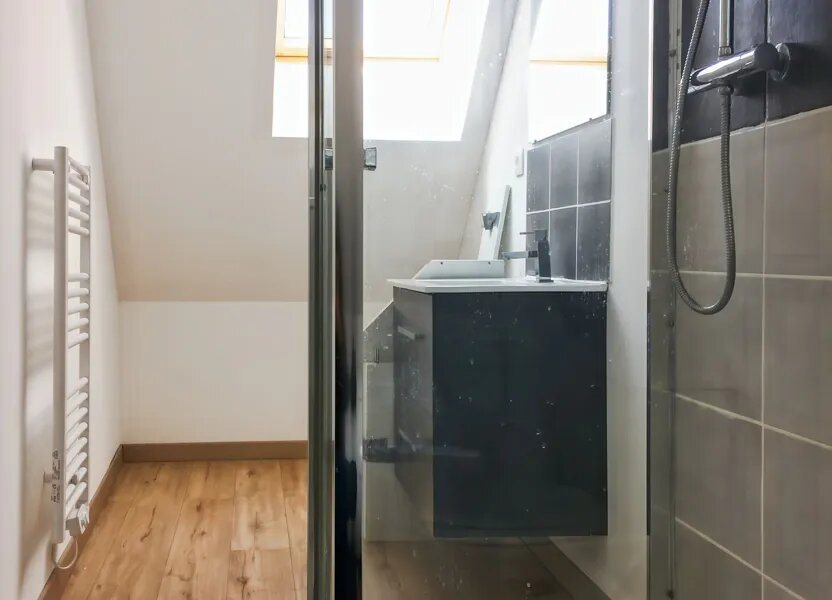Appartement à louer, 31m², Fleurines