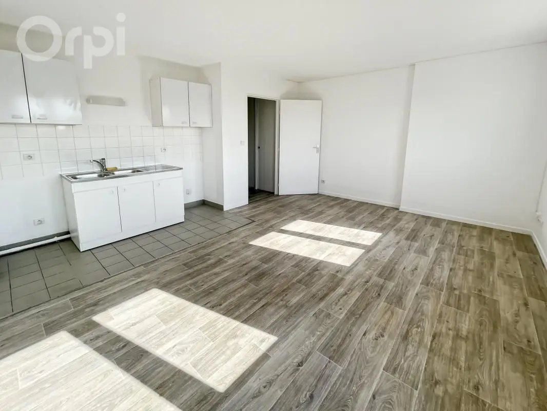 Appartement à louer, 27m², Senlis