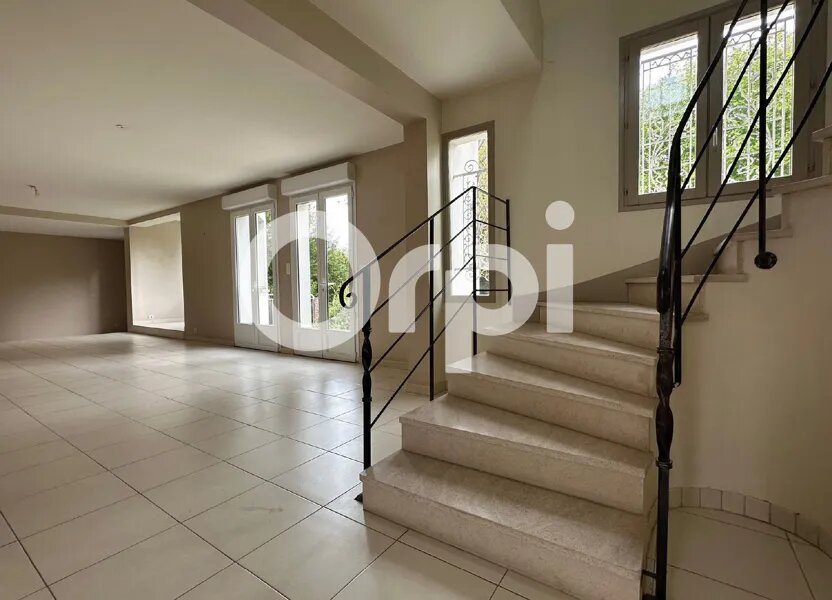 Maison à louer, 180m², Borest