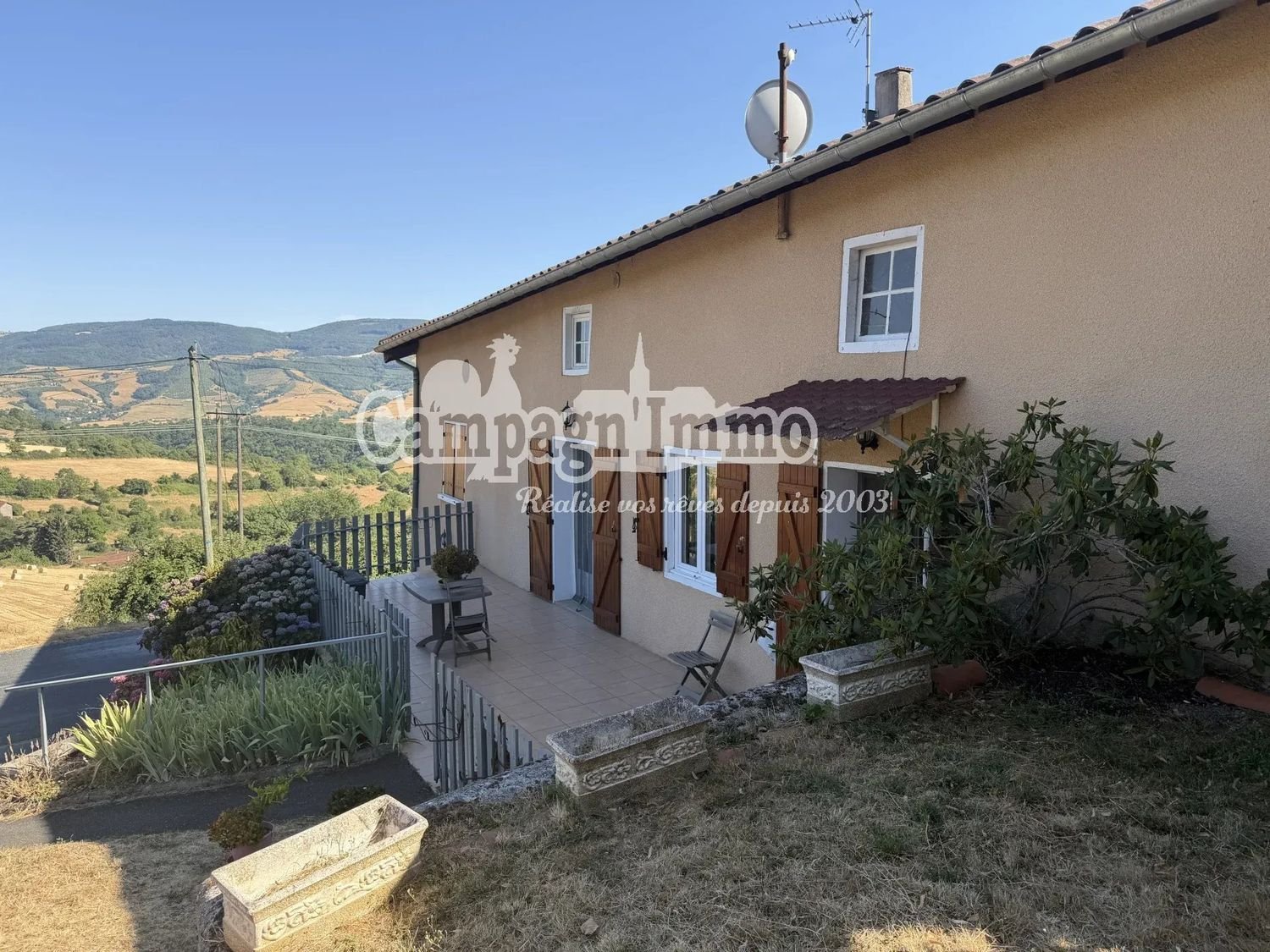 Maison à louer, 83m², Brullioles