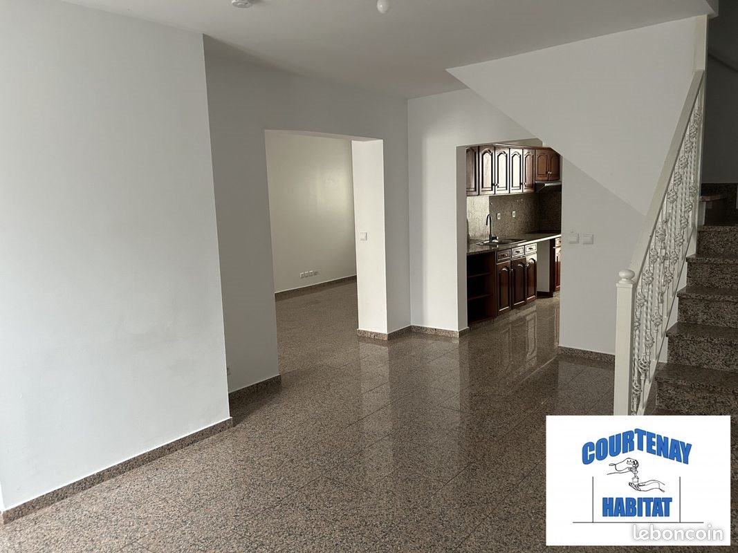 Maison à louer, 115m², Courtenay