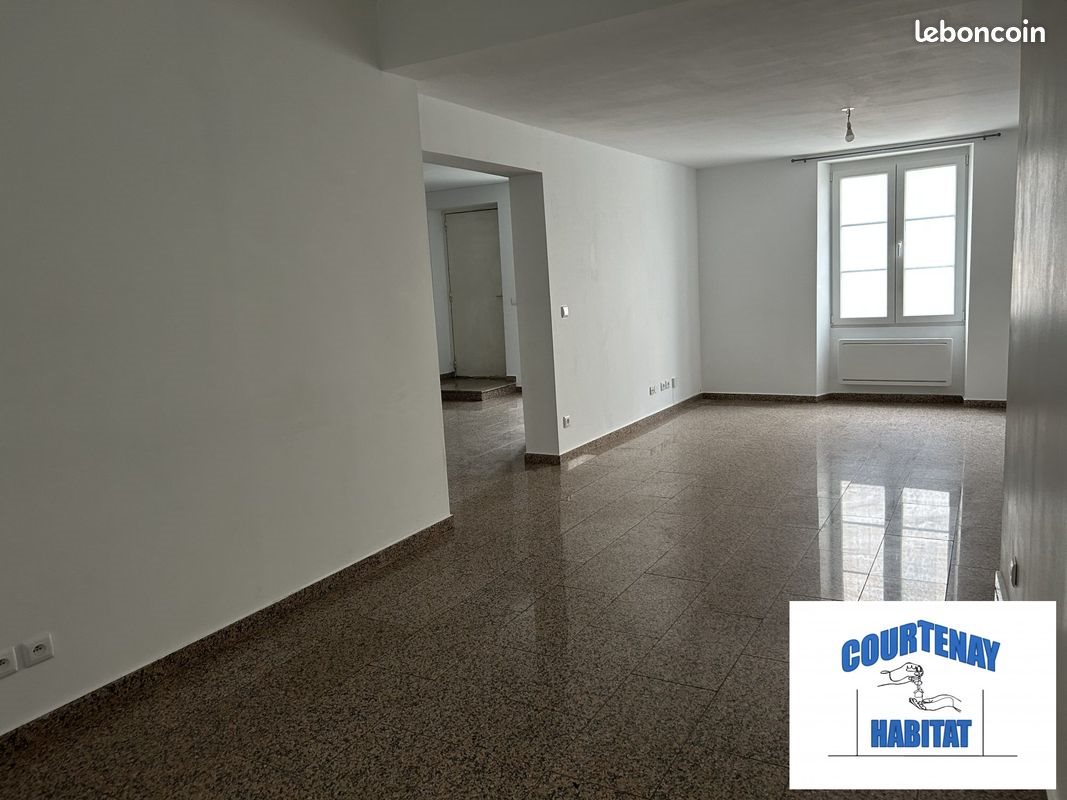 Maison à louer, 115m², Courtenay