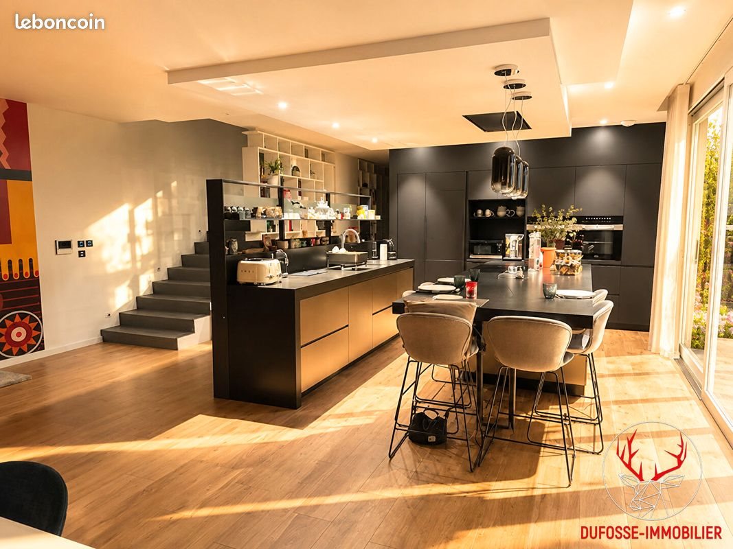 Maison à vendre, 450m², Ecully