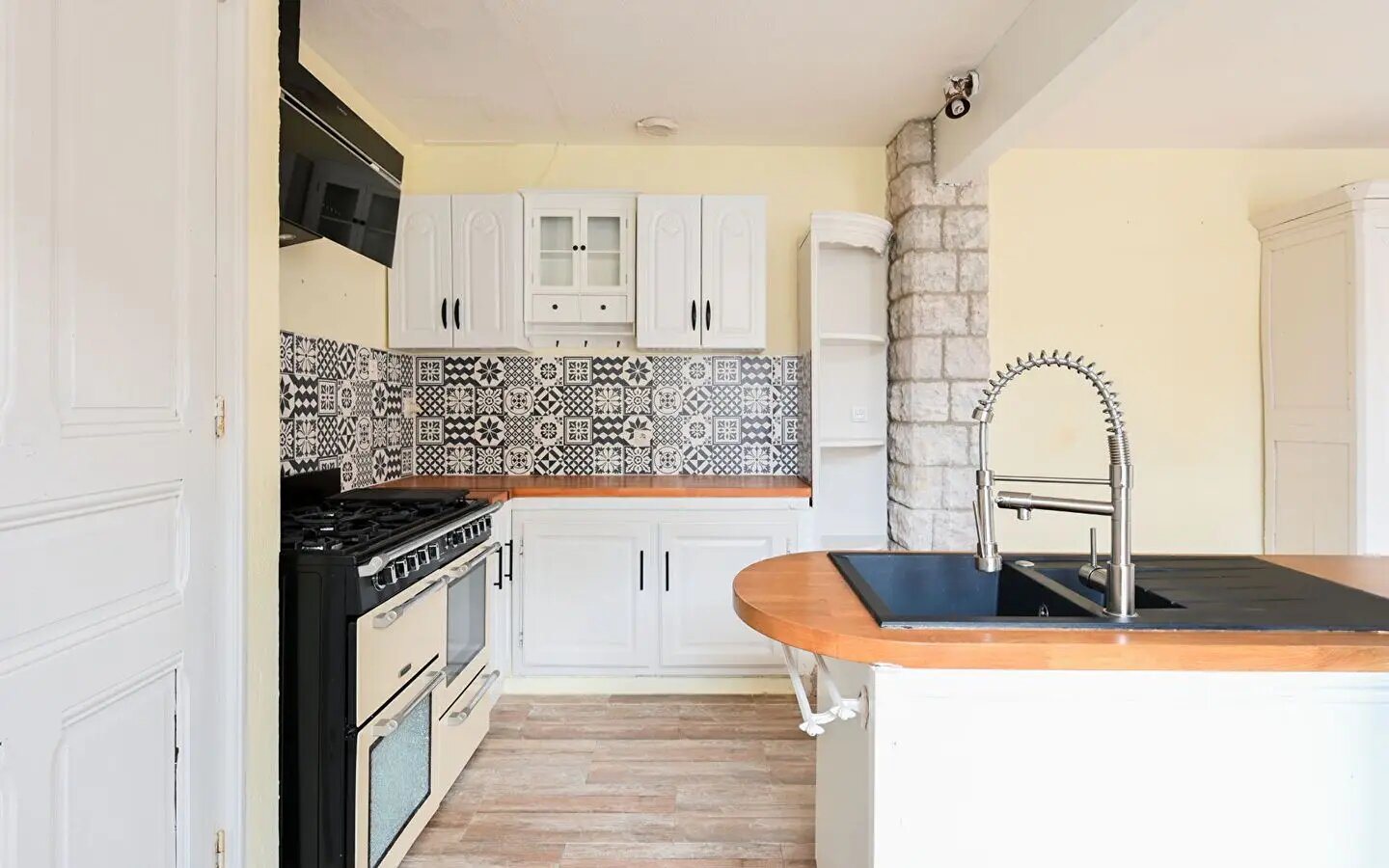 Maison à vendre, 180m², Mariac