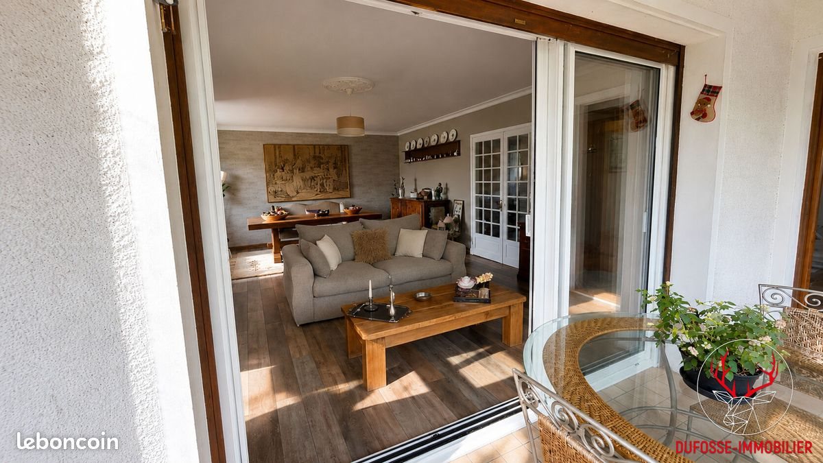 Maison à vendre, 230m², Sornay