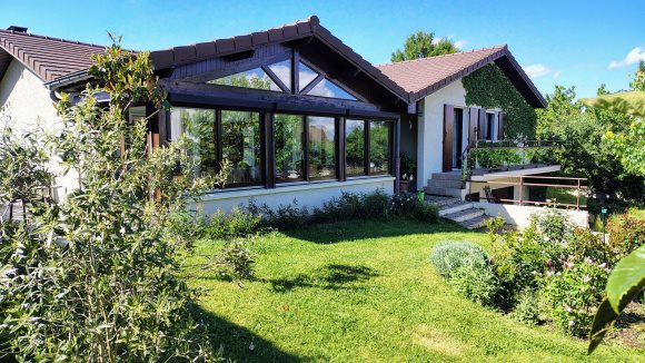 Maison à vendre, 167m², Saint-Genis-les-Ollières