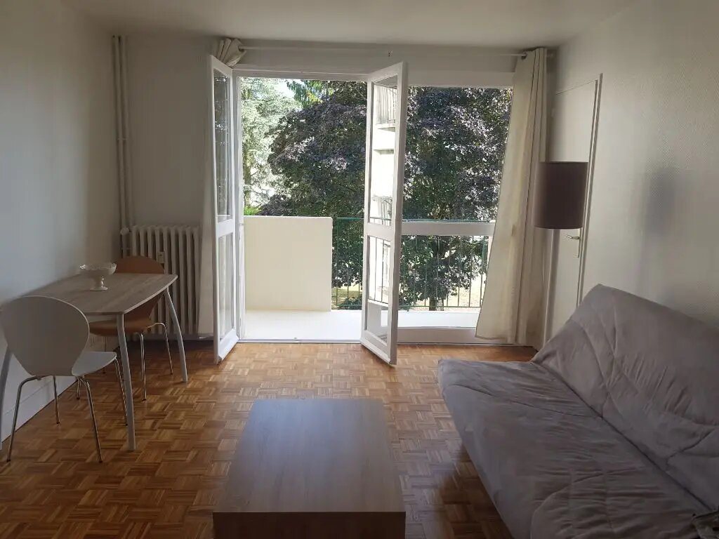Appartement à louer, 28m², Compiègne