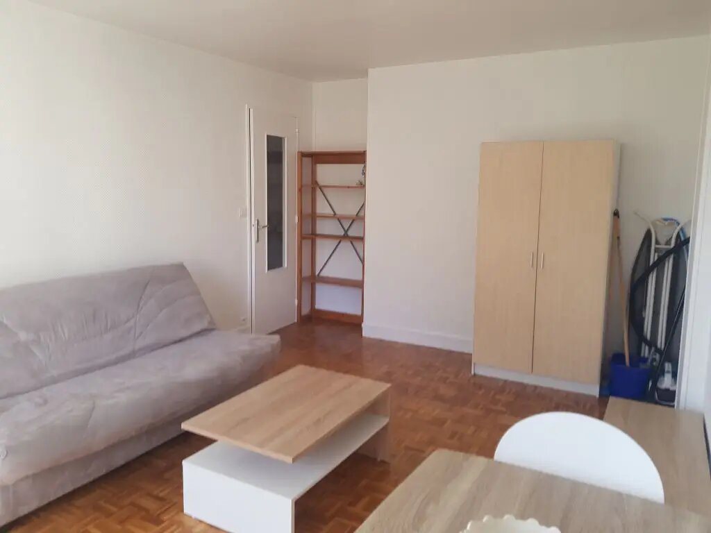 Appartement à louer, 28m², Compiègne