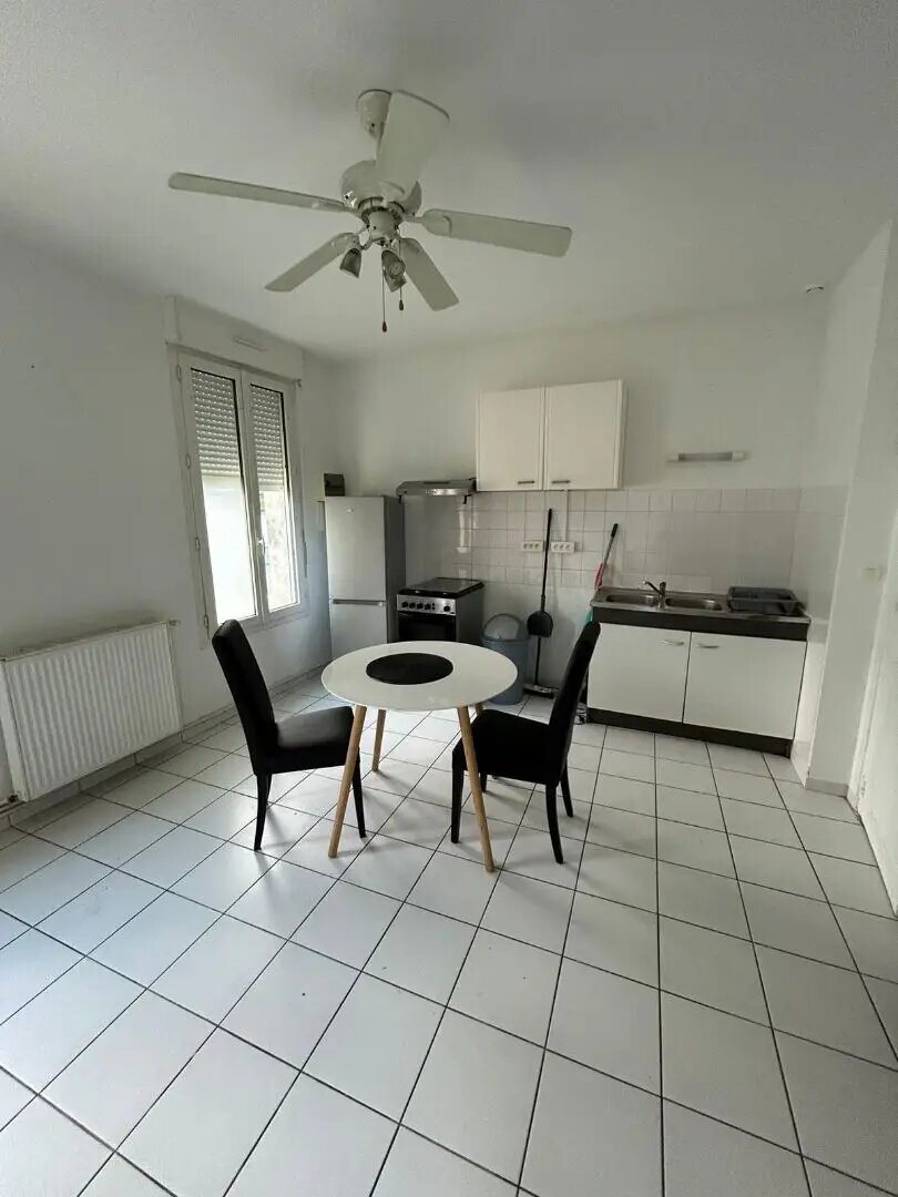 Appartement à louer, 27m², Compiègne