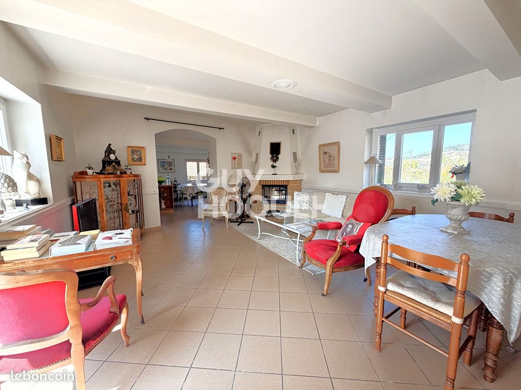 Maison à vendre, 126m², Saint-Genis-l'Argentière