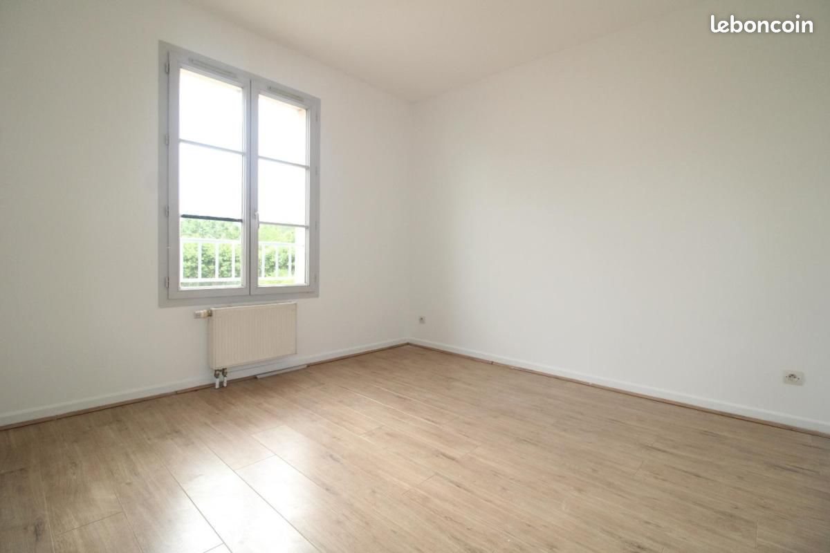 Appartement à louer, 70m², Montmerle-sur-Saône