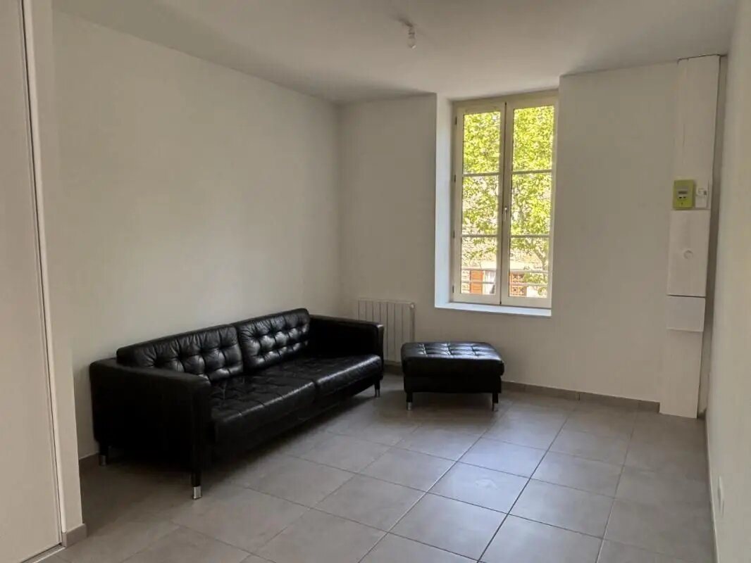 Appartement à louer, 60m², Odenas
