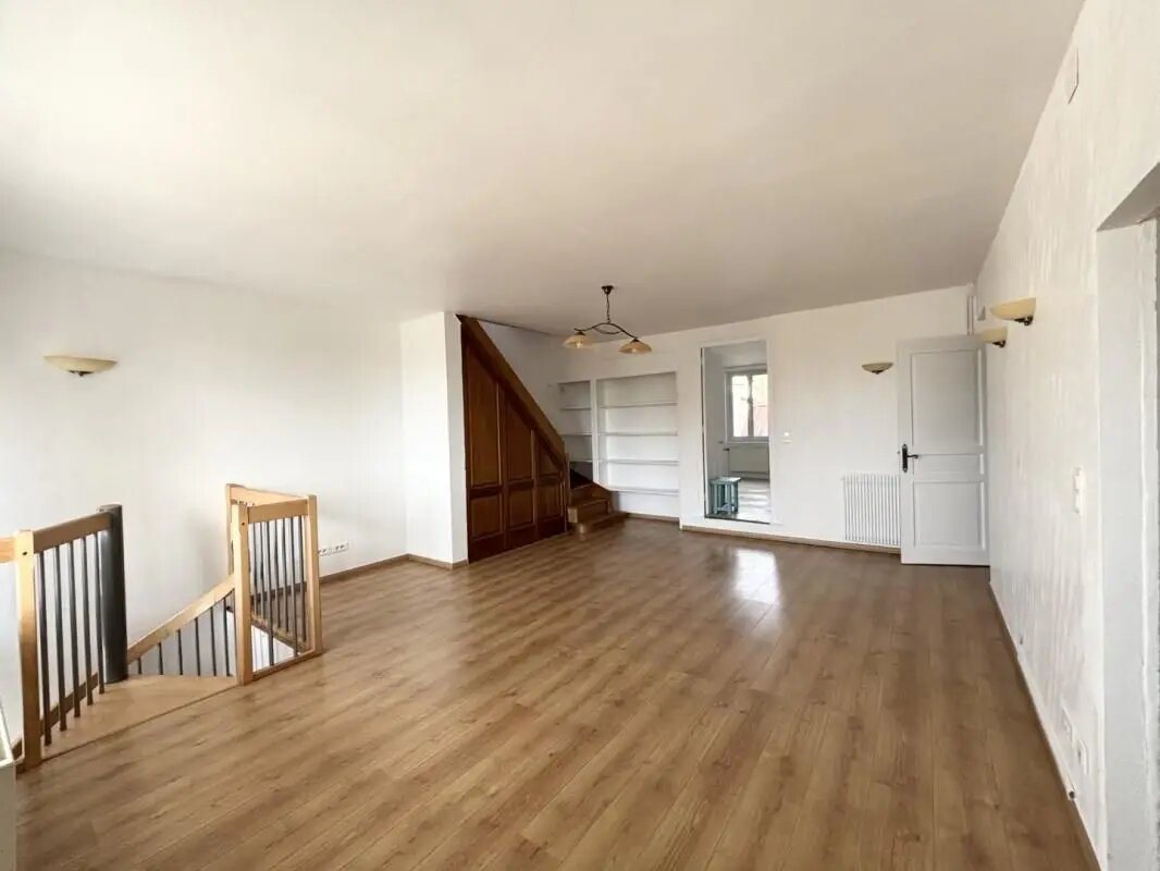 Maison à louer, 174m², Belleville